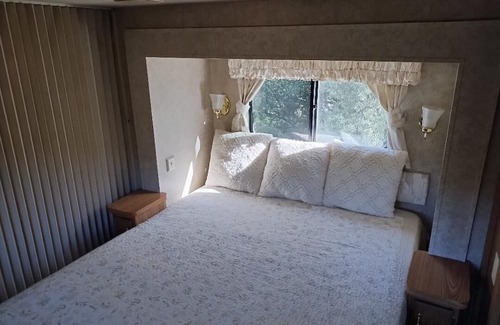 Guatay Casa | San Diego Mountain RV Camping! Less than an hour to the beach!