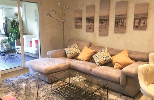 Roquebilliere Apartamento | Beau 4P Résidence de Standing Avec Piscine