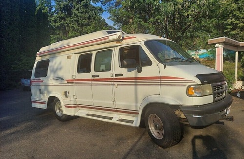 Mountlake Terrace Casa | Charming Retro RV Getaway