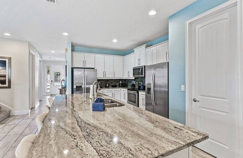 West Kissimmee Casa | Modern Family Villa With Games Room Close To Disney