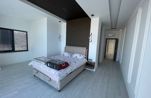 Trabzon Casa | Unique view -2 minutes to sea/5 minutes to city centre.New builded and furnished
