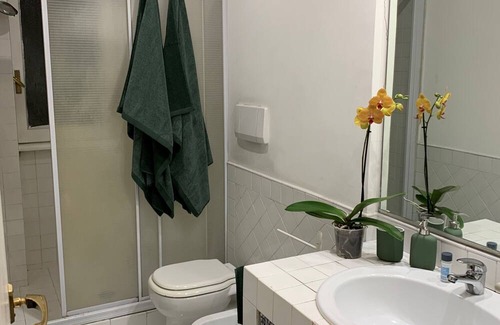 Quartiere XV Della Vittoria Apartamento | Apartment 'Casetta In Centro' with Balcony, Wi-Fi and Air Conditioning