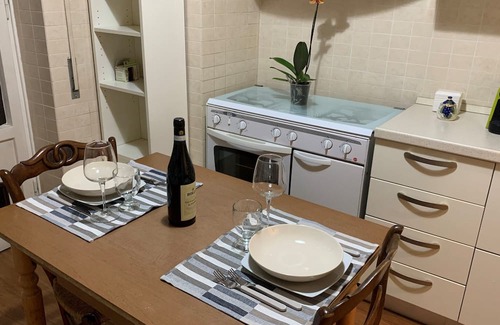 Quartiere XV Della Vittoria Apartamento | Apartment 'Casetta In Centro' with Balcony, Wi-Fi and Air Conditioning