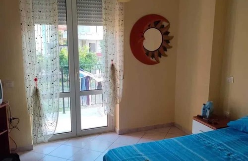 Torre Melissa Apartamento | Homerez - 80m² Apartment in Torre Melissa with Garden