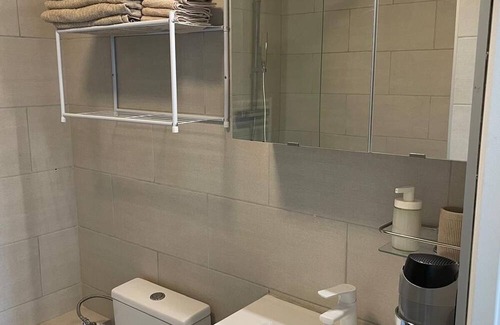 Rueil-Malmaison Apartamento | Appartement T2 Émeraude À 15min du Tout Paris Chic !