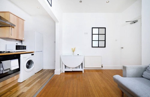 Brixton Hill Apartamento | minimalist 3-bedroom flat in Brixton