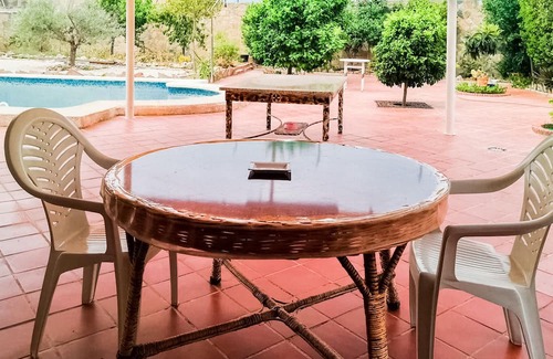 Pinos Puente Casa | Wonderful holidays await you in this beautiful holiday home with pool.