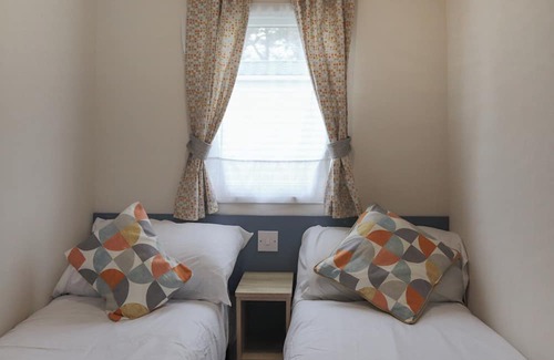 Rhyd-y-clafdy Cabaña | Perfect for families, walking distance to all amenities and the beach.