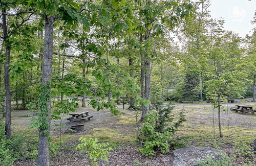 Tafton Casa | Luxurious home w/ in home theater, entertainment & hot tub