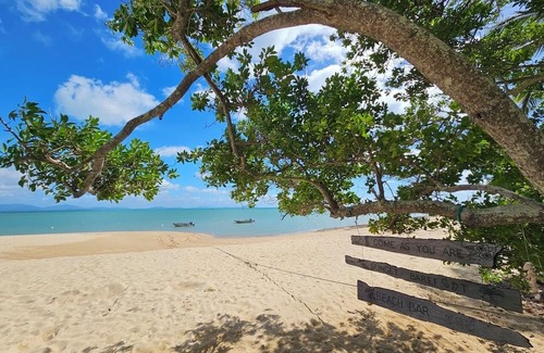 Cape Gloucester Casa | UNIT 3 SUNSET BEACH BUNGALOWS, CAPE GLOUCESTER, ABSOLUTE BEACH FRONT