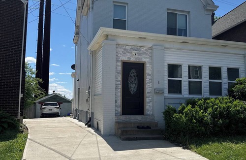 Duquesne Casa | Kennywood park, Waterfront market palace, restraurants 10 min, quiet place