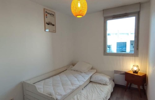Minimes - Barriere de Paris Apartamento | Spacious nest with balcony and shared pool