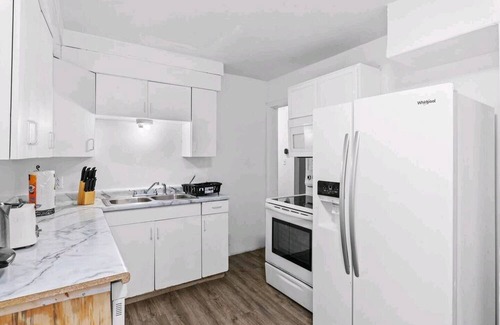 Detroit Casa | Great for long time stay, spacious and cozy