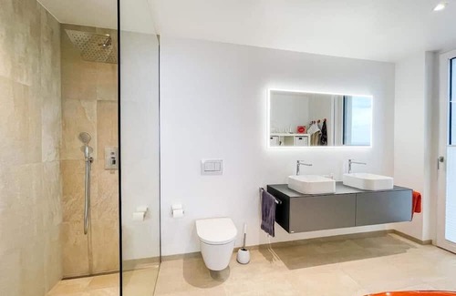 Neuchatel Apartamento | Holiday apartment Neuchâtel for 2 - 4 persons with 2 bedrooms - Penthouse holiday apartment