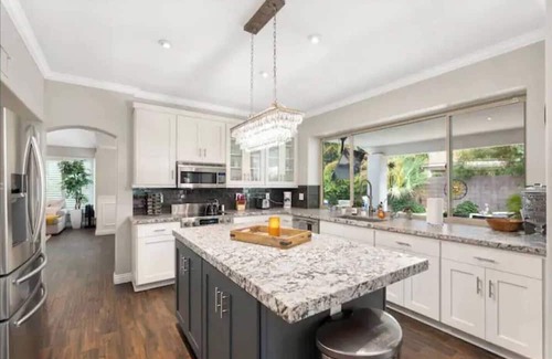 Paradise Park Vista Casa | SO MUCH 2 DO-Dreamy Summer Getaway!POOL/GAME ROOM
