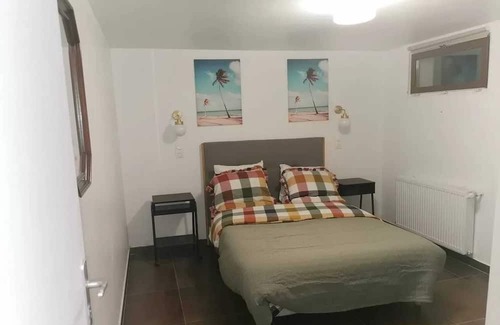 Ecuelles Apartamento | Homerez - Beautiful apartement for 4 ppl. with terrace at Moret-Loing-et-Orvanne