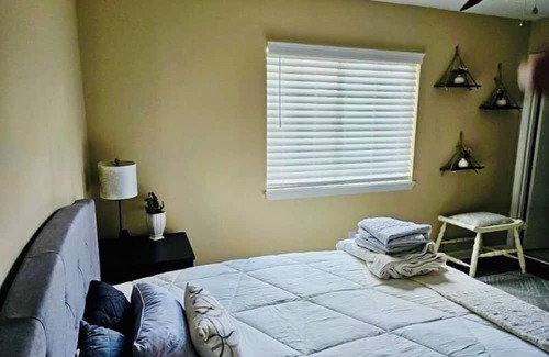 Mobile Condominio | Come Stay at Layla’s Haven in Mobile