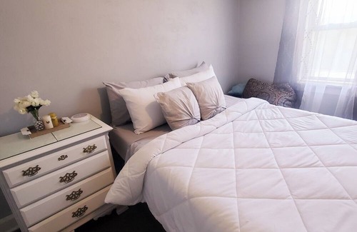 Indianapolis Casa | 2 Bedroom Centrally Located, Minutes From Downtown Indy!