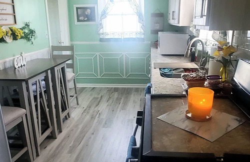 Indianapolis Casa | 2 Bedroom Centrally Located, Minutes From Downtown Indy!
