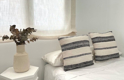Alcala de Guadaira Casa | Casa Nueva con Piscina Privada y Solarium