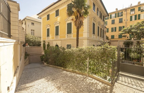 Carignano Apartamento | Penthouse - Unique apartment with double garage