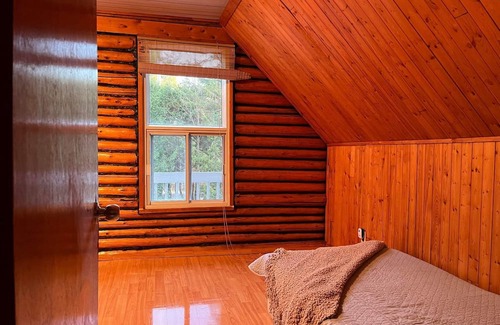 Rawdon Casa | Rustic Chalet