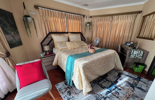 Mbabane Cama Y Desayuno | The Silver Gates Bed and Breakfast