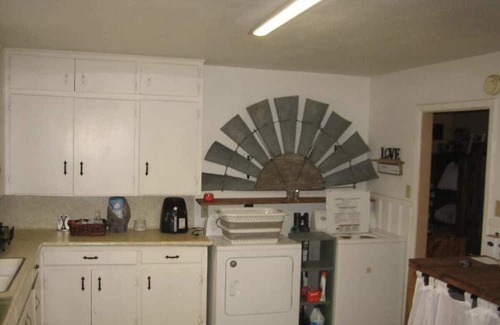 Farwell Casa | Clean, Quiet, Comfortable Home