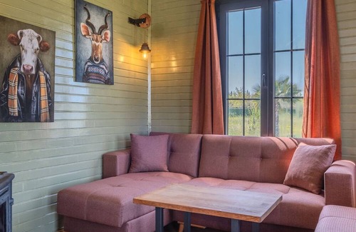 Urla Casa | Rustic Bungalow in Nature w Fireplace in Urla