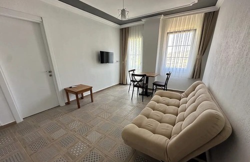 Datca Apartamento | 1+1 Top Floor Apartment for Rent in Old Datca