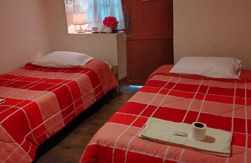 Cajatambo Cama Y Desayuno | Miranda Casa Hospedaje