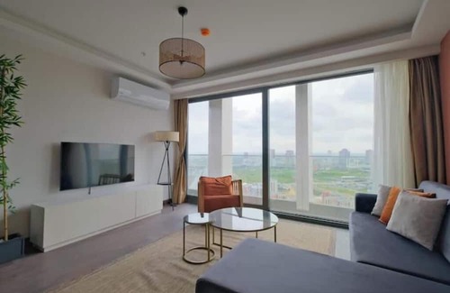 Basaksehir Apartamento | Aspen - Modern Design 2BR Apt w/ Parking & Gym