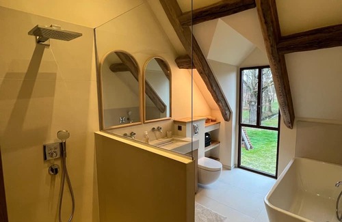 Neung-sur-Beuvron Casa | Superbe Propriété, 10 Couchages, 6 Chambres, Piscine, vue sur Étang
