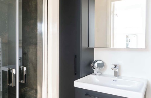 Saint-Mande Apartamento | Bright studio close to Bois de Vincennes