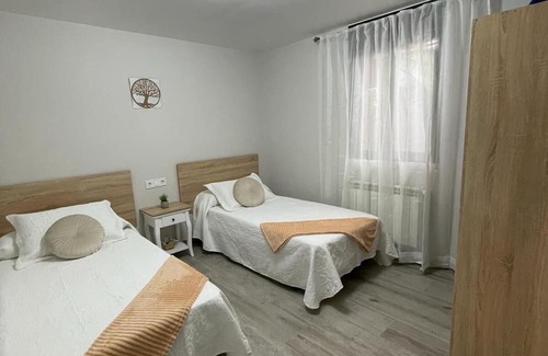 Ribadumia Apartamento | Apartment 'Byp' with Private Terrace and Wi-Fi