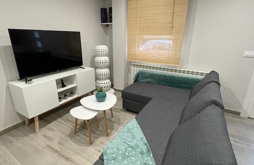 Ribadumia Apartamento | Apartment 'Byp' with Private Terrace and Wi-Fi