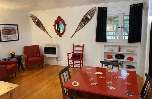 Inlet Cabina | Birches - Twin Pines