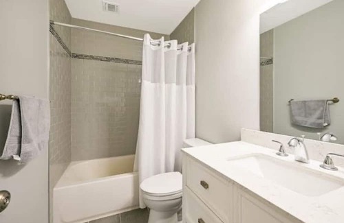 Miller Place Casa | Waterfront Escape with Private Beach