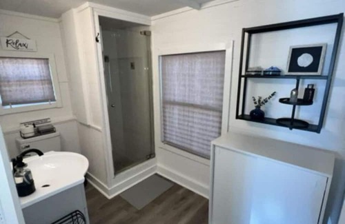 Ocean Beach III Cabaña | Waterfront Beach Cottage in Lavallette