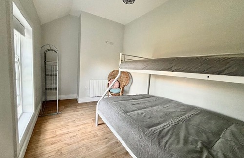 Kilkeedy Otro | Traditional Farmhouse in the heart of the Burren National Park. Pet friendly.