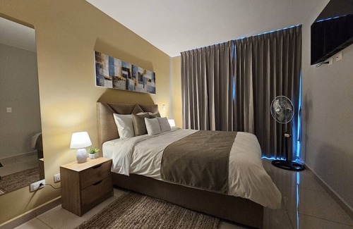 Cinco Esquinas Apartamento | Modern Apartment 10 minutes from downtown SJ.