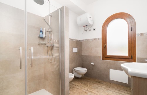 Loculi Apartamento | Studio Apartment 'Appartamento 2' with Mountain View, Wi-Fi and Air Conditioning
