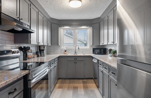 Dieppe Casa | Chic House w/ King Bed, Walk To Dining & Starbucks