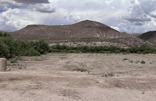 Radium Springs Alquiler De RV | Horner Hacienda, primitive dry campground on the bank of the Rio Grande River!