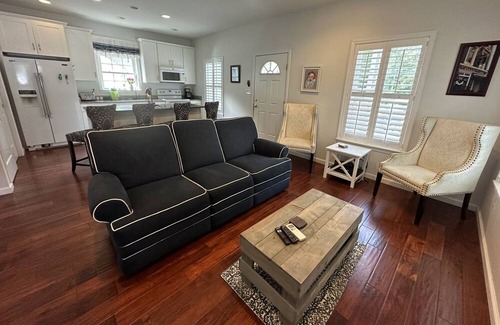 Bethany Beach Cabaña | Beachy cottage close to ocean, biking trails and community dock for crabbing