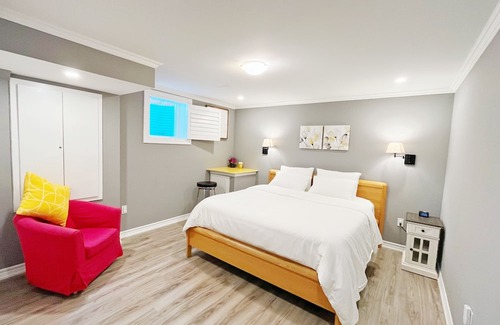Halton Regional Municipality Casa | Cozy King Bed Entire Suite, middle of Niagara and Toronto, nature surrounded