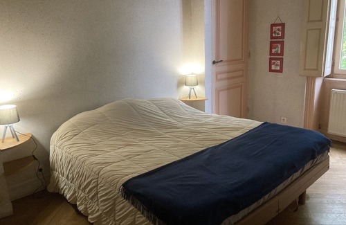 Fontaines-sur-Saone Apartamento | Appartement Familial à Fontaines Saint-martin, le Calme à Proximité de la Ville