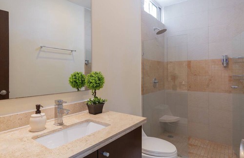 Luis Donaldo Colosio Complejo | Seaglass 3 Bedrooms | 3.5 Baths | 6 Guests