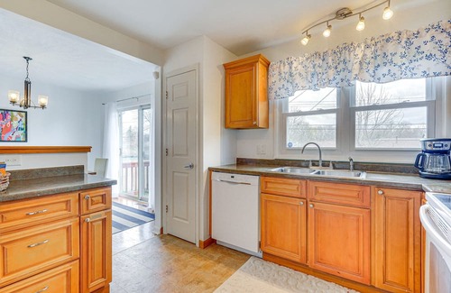 Reynoldsburg Casa | Cozy Reynoldsburg Home w/ Yard: 8 Mi to Columbus!