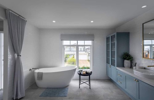Rochedale Casa | Stunning & Luxurious 4-Bedroom Mansion @Rochedale